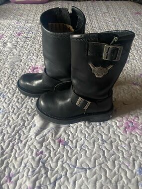 Harley Davidson women’s size 6 riding boots